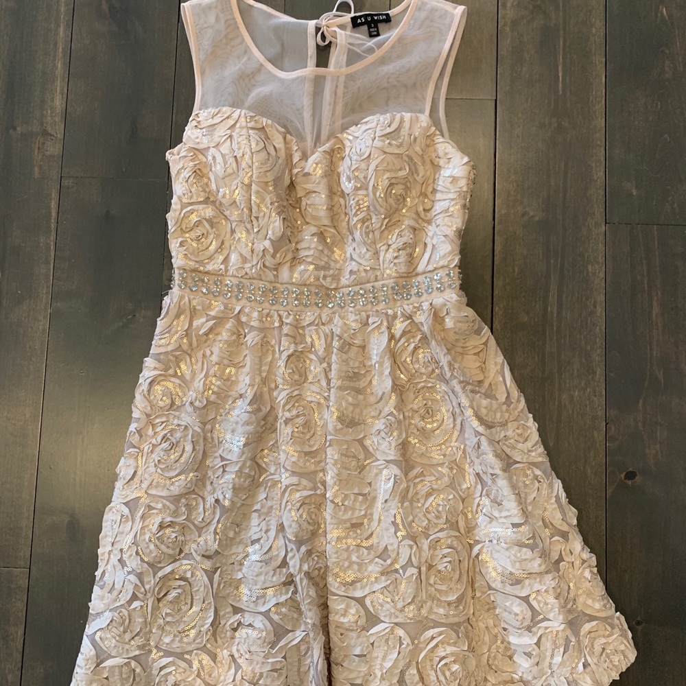Beige party dress